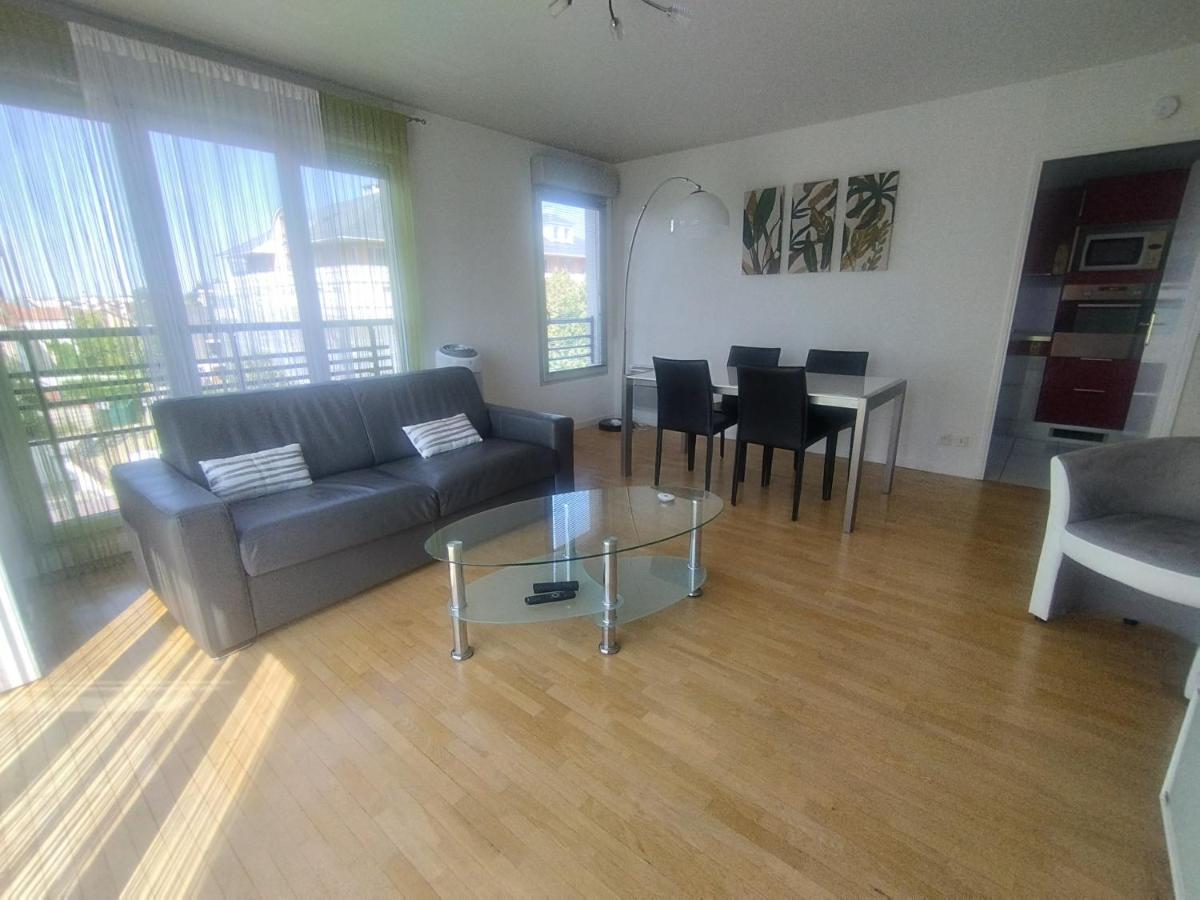 Bord De Seine Apartman Carrières-sous-Poissy Kültér fotó